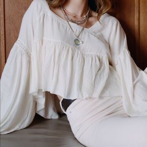 🌙✨UO Thea long sleeve peplum blouse size M